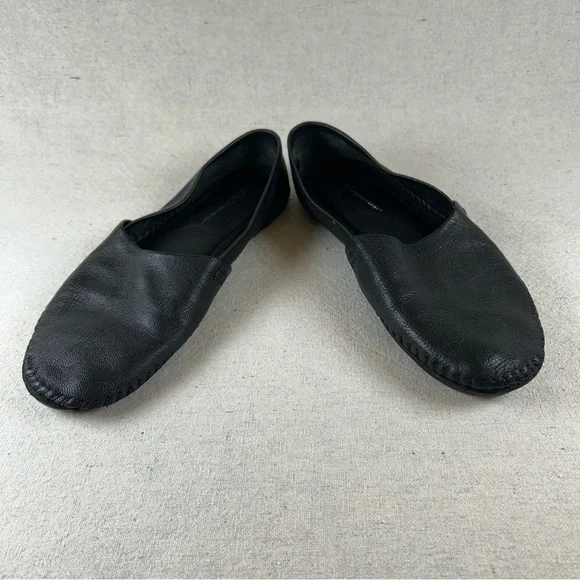 BCBGeneration Women’s 7 Black Leather Ballet Flats/Driving Mocs - Picture 8 of 11
